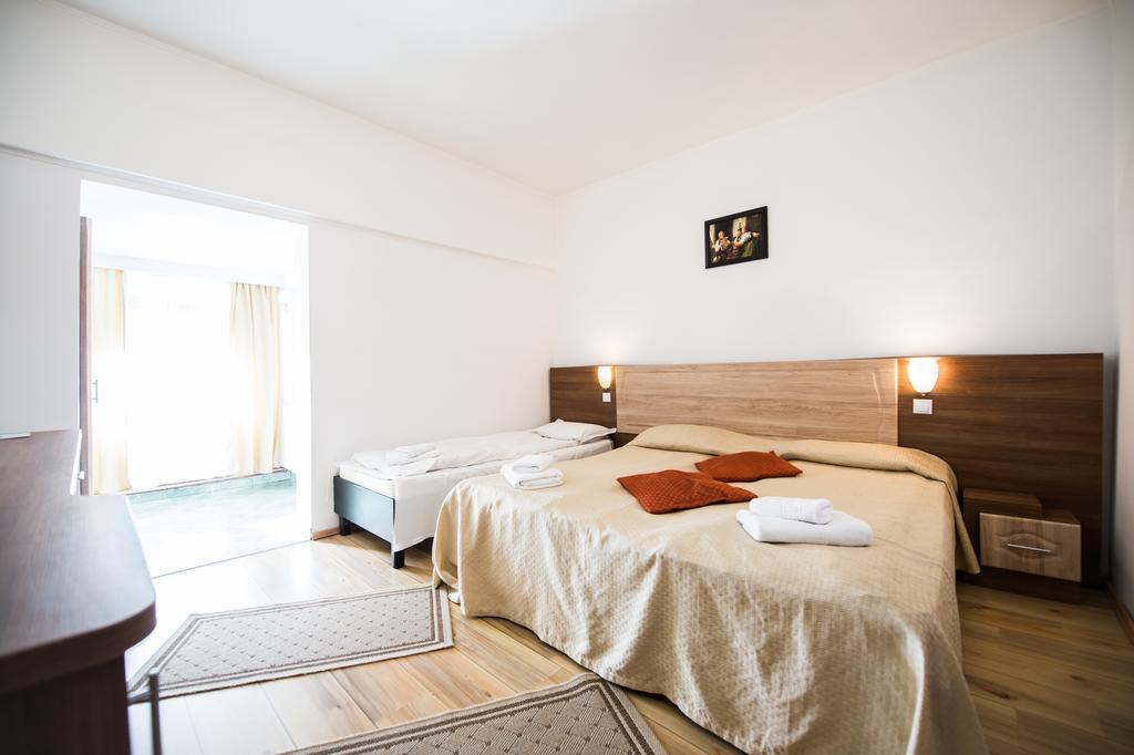 Gura Diham Hotel Busteni Ngoại thất bức ảnh